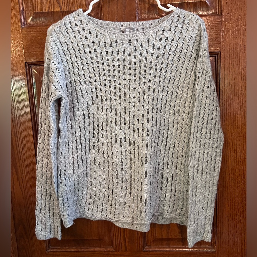 JC Penny Small Gray Open Knit Pullover Sweater